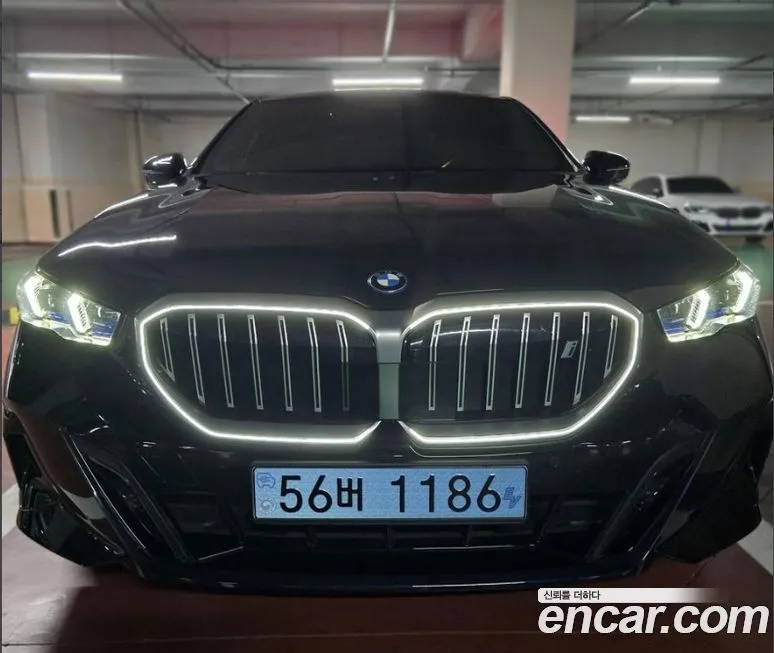 BMW i5 — фото 3