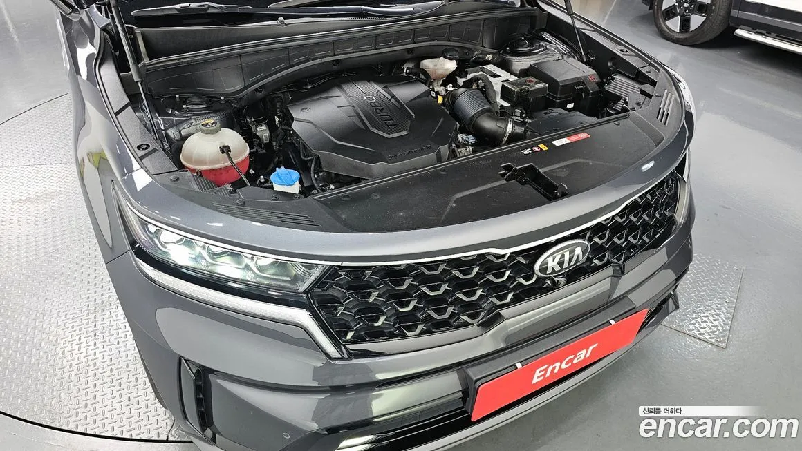 Kia Sorento — фото 9