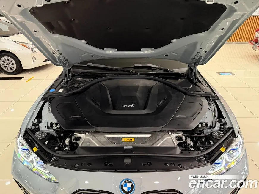 BMW i4 2024 из KR, фото 4