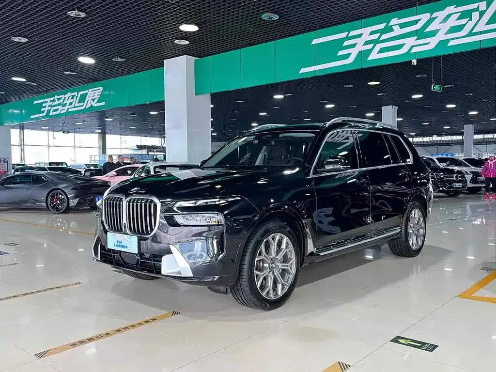 BMW X7 — фото 1