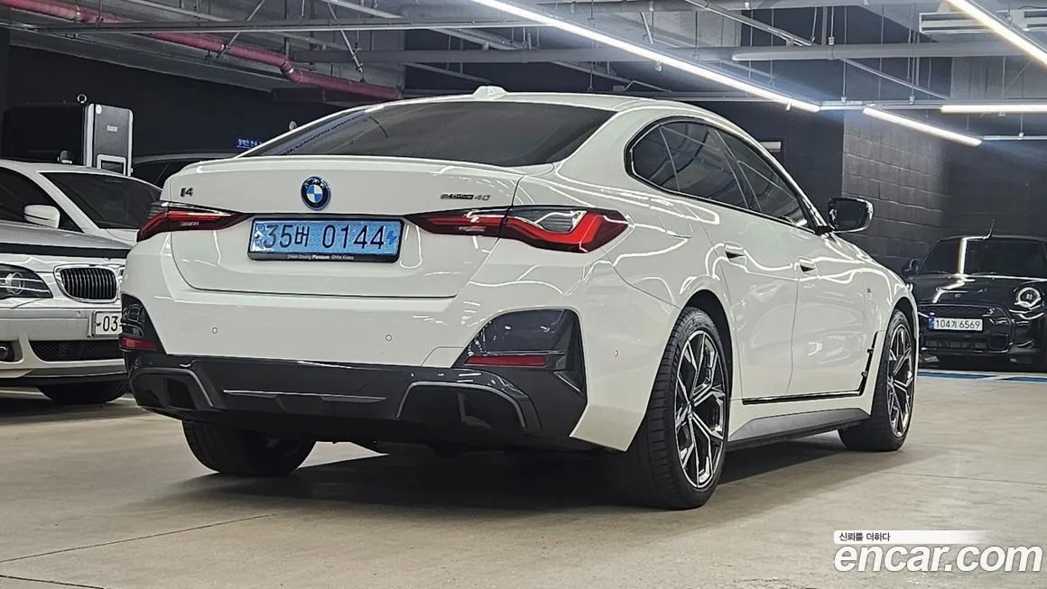 BMW i4 — фото 3