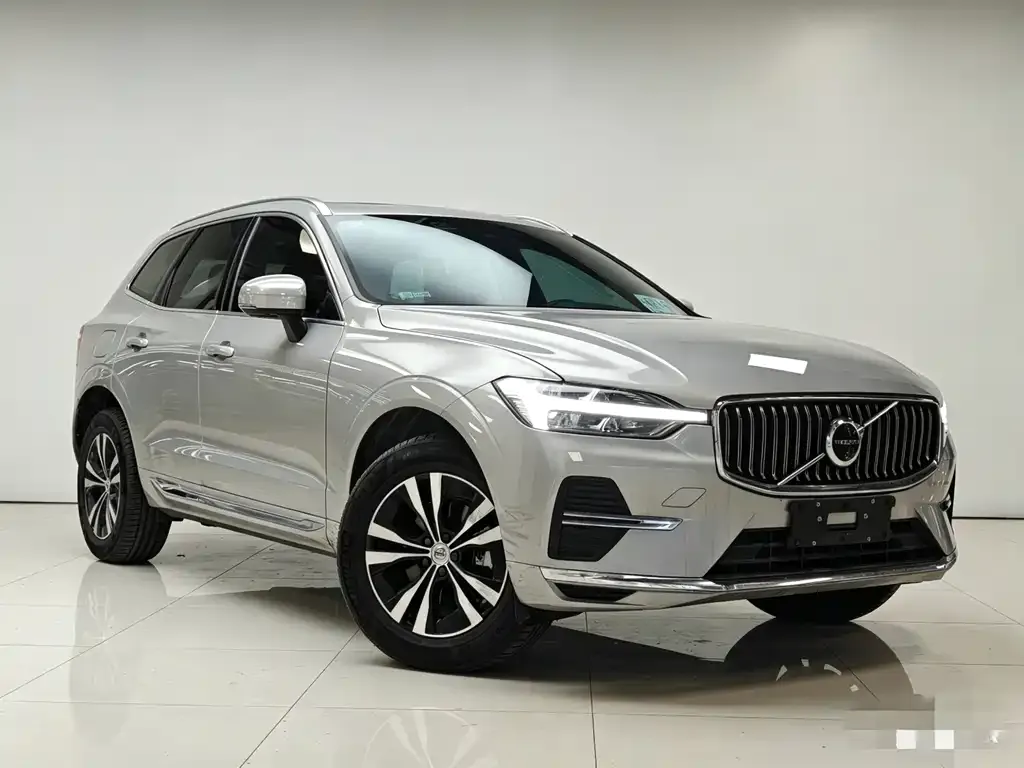 Volvo XC60 — фото 3