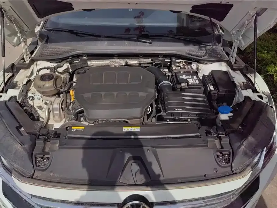 Volkswagen CC 2024 из CN, фото 4