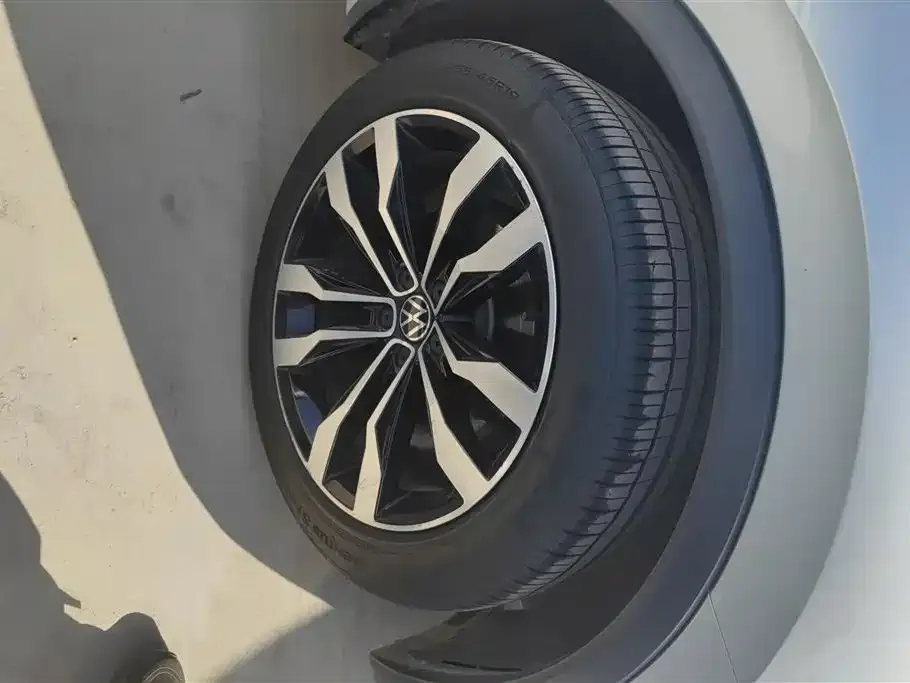 Volkswagen Tiguan L 2021 из CN, фото 10