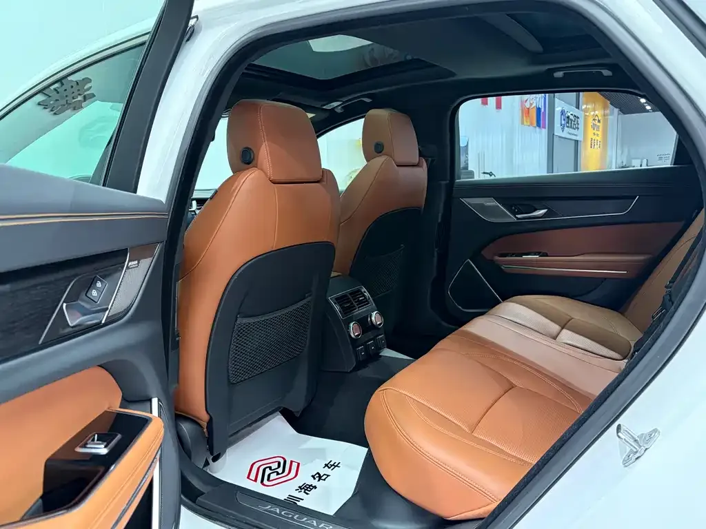 Jaguar XFL 2024 из CN, фото 2