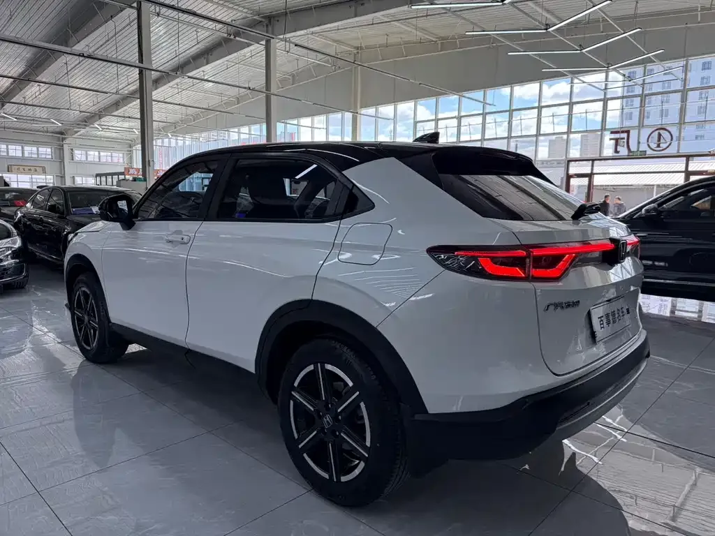Honda Vezel 2023 из CN, фото 10