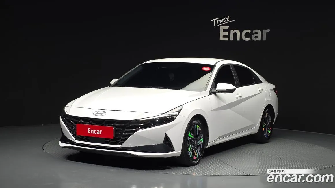 Hyundai AVANTE 2023 из KR, фото 1