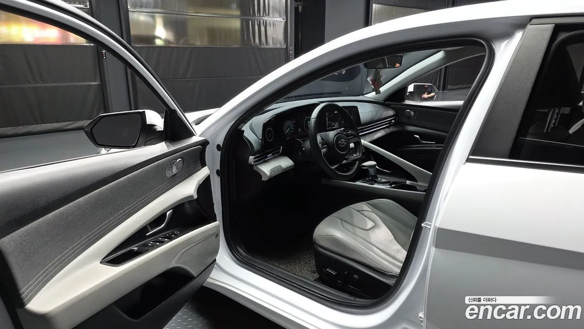 Hyundai AVANTE 2023 из KR, фото 9