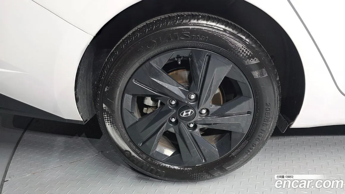 Hyundai AVANTE 2023 из KR, фото 8