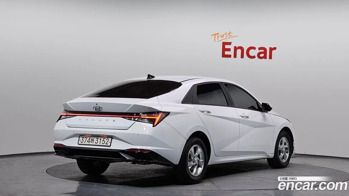Hyundai AVANTE 2022 из KR, фото 4