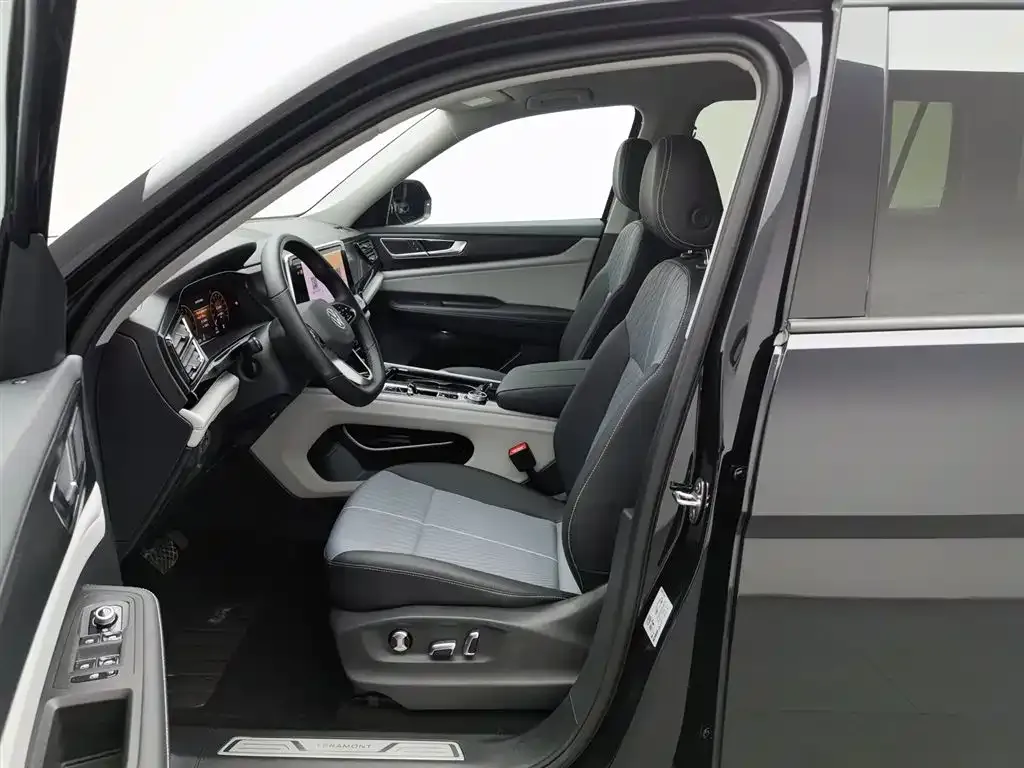 Volkswagen Teramont X 2024 из CN, фото 8