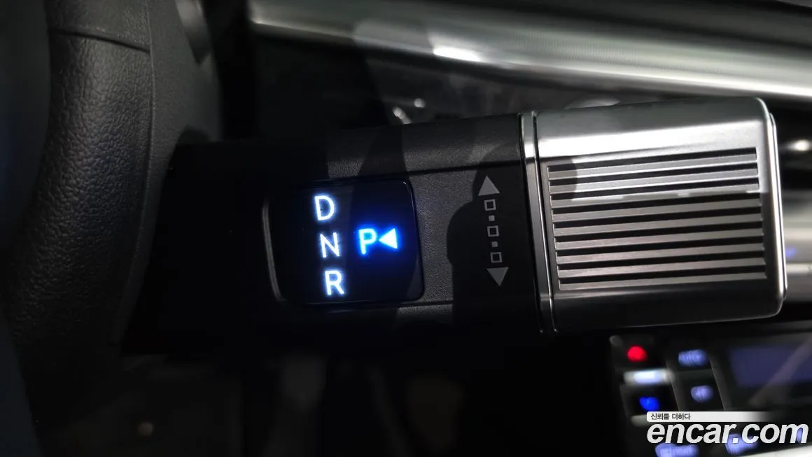 Hyundai Grandeur 2023 из KR, фото 2