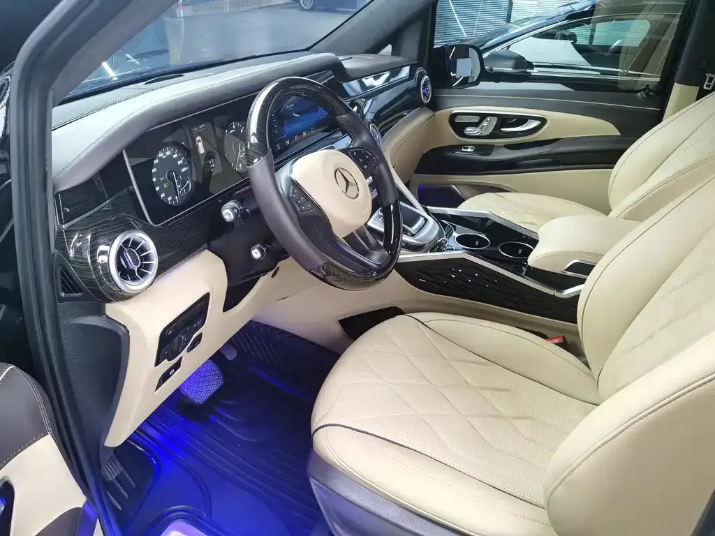 Mercedes-Benz Vito 2023 из CN, фото 7