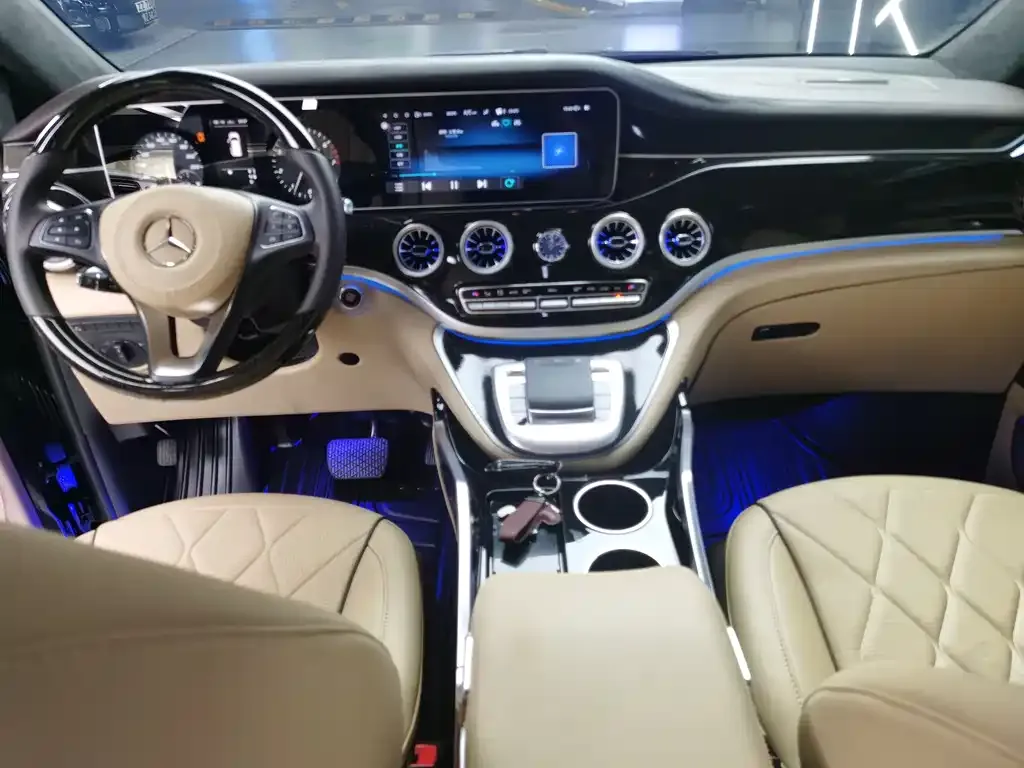 Mercedes-Benz Vito 2023 из CN, фото 5