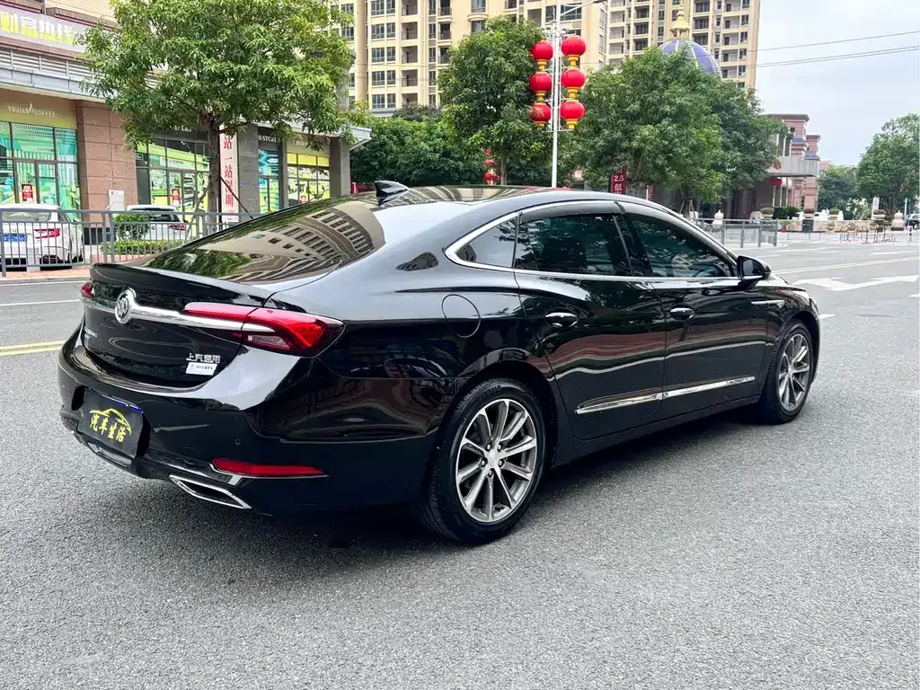 Buick LaCrosse — фото 3