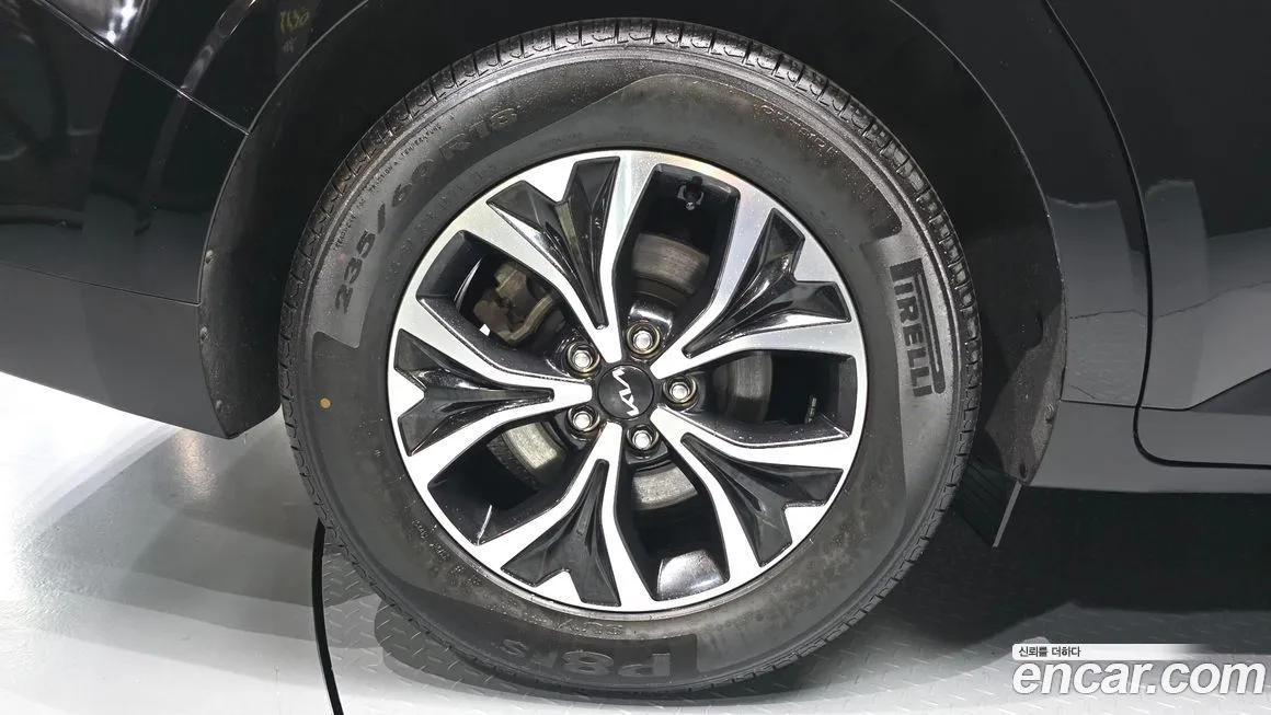 Kia Carnival 2023 из KR, фото 8