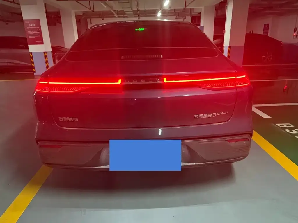 Geely Galaxy Xingyao 8 2025 из CN, фото 3