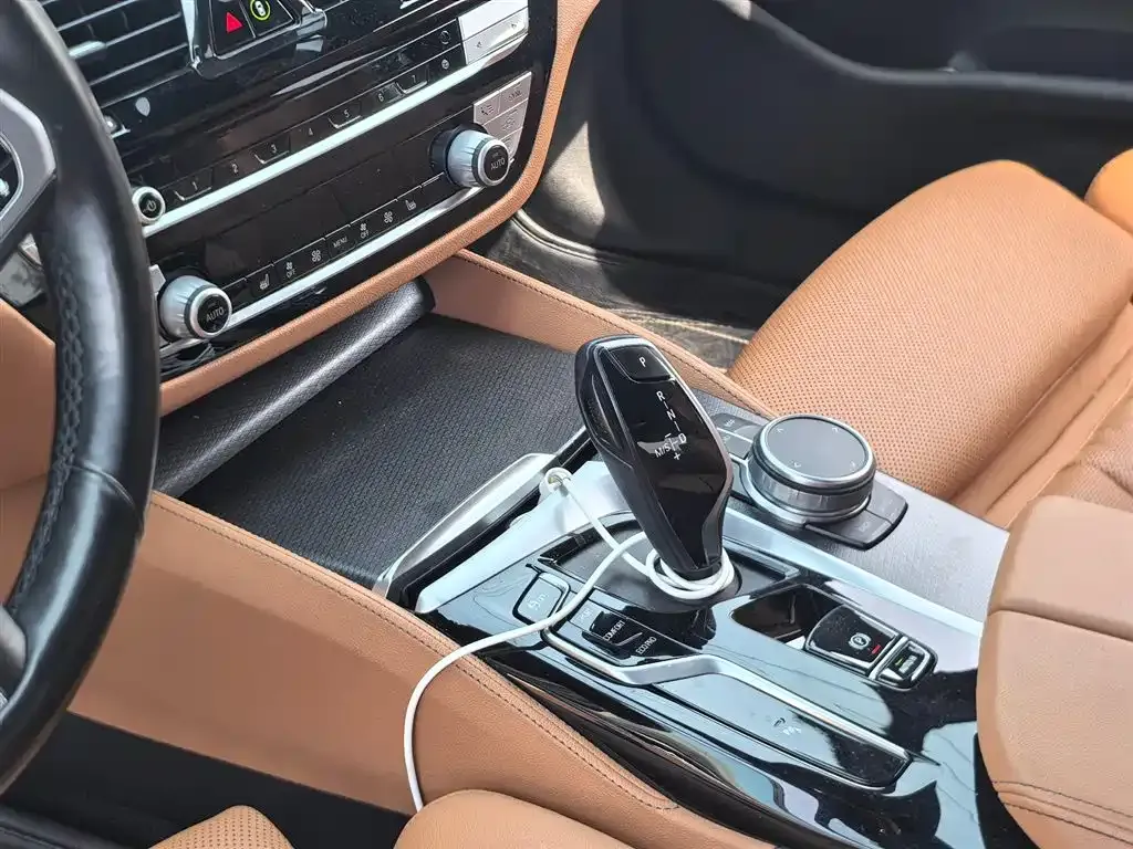 BMW 5 Series (Import) — фото 8