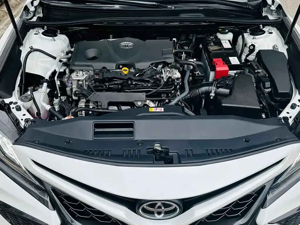 Toyota Camry 2022 из CN, фото 2