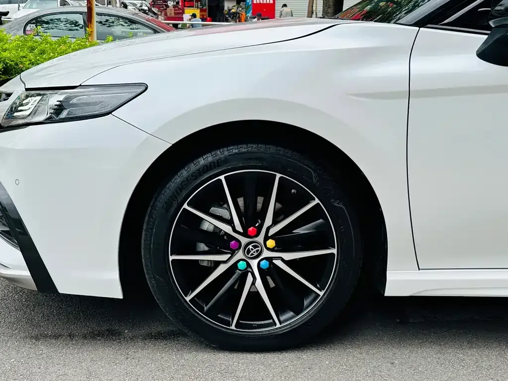 Toyota Camry 2022 из CN, фото 10