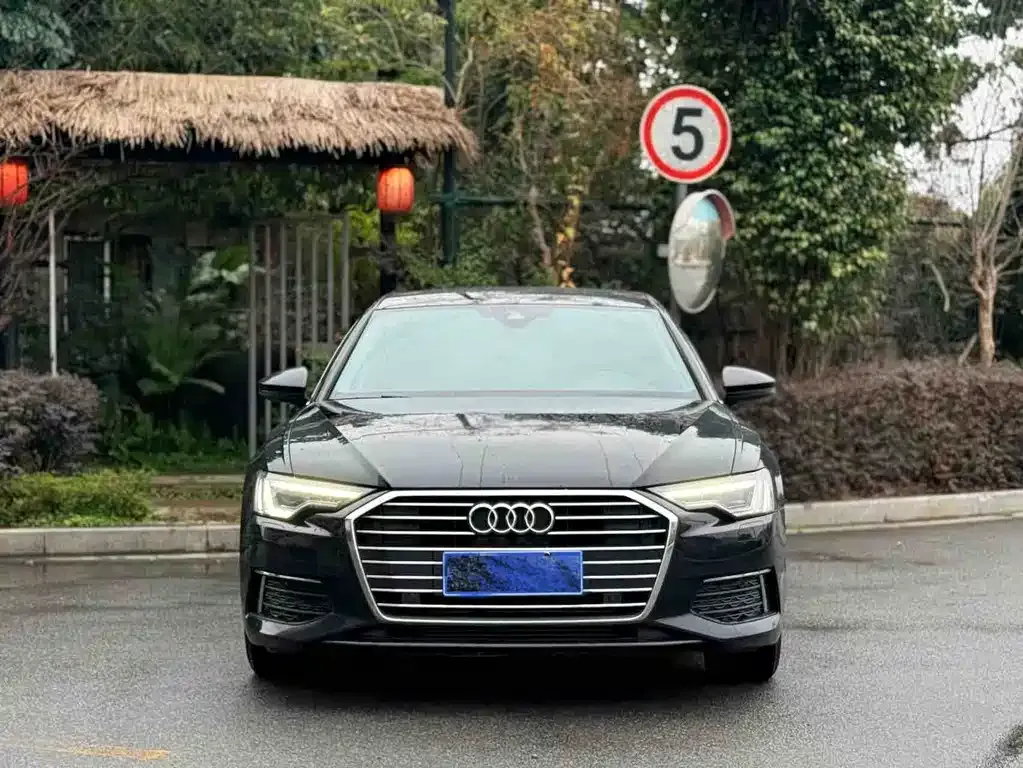 Audi A6L — фото 5