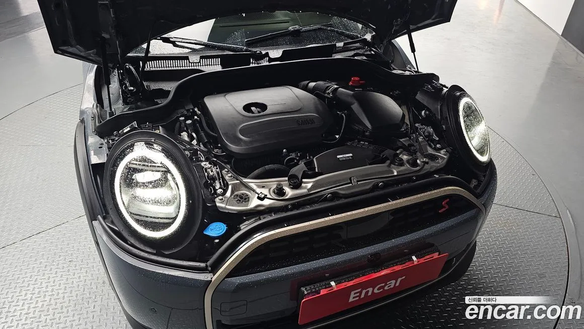 Mini Cooper Convertible 2025 из KR, фото 7