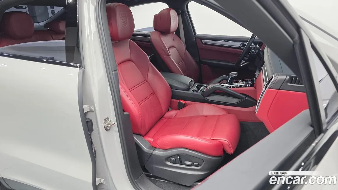 Porsche Cayenne 2023 из KR, фото 9