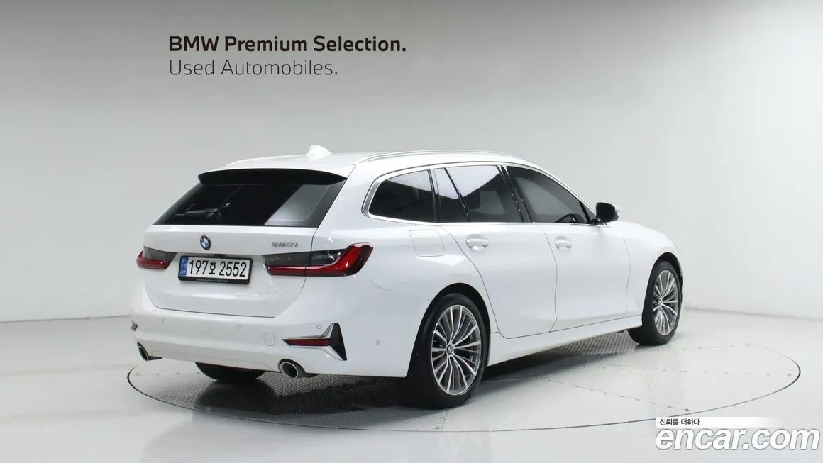 BMW 3-Series 2022 из KR, фото 3