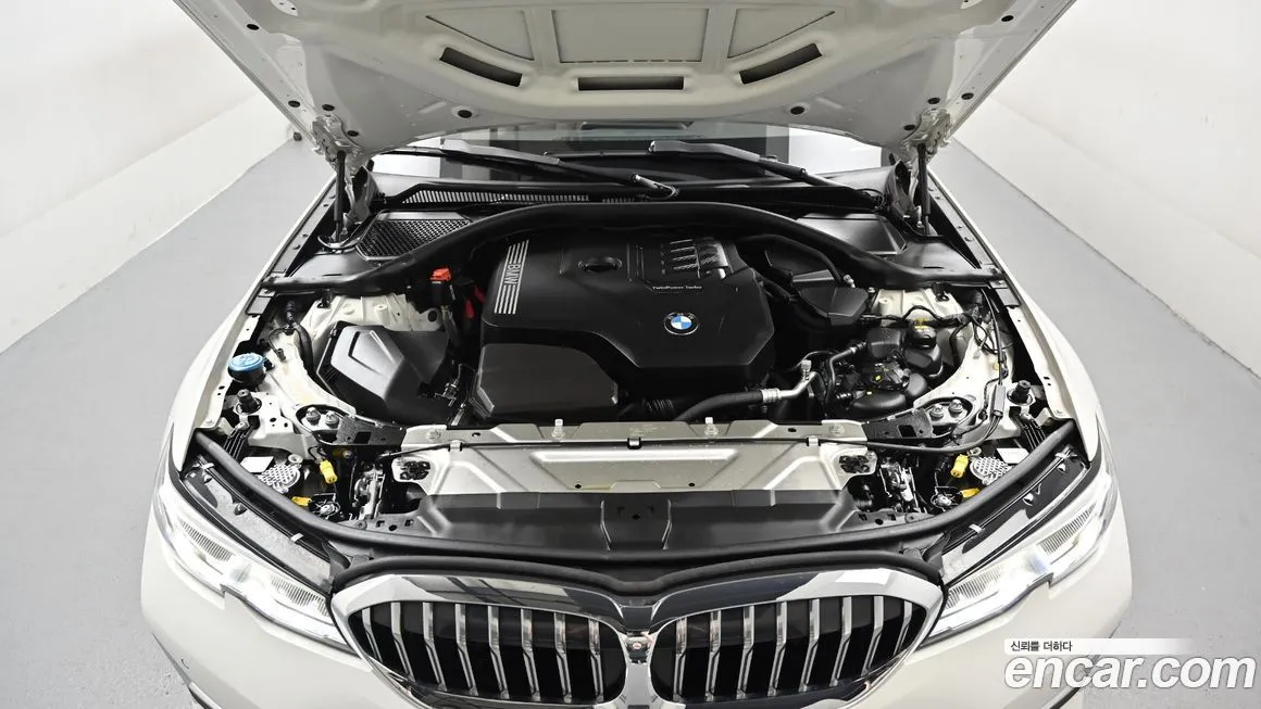 BMW 3-Series 2022 из KR, фото 5