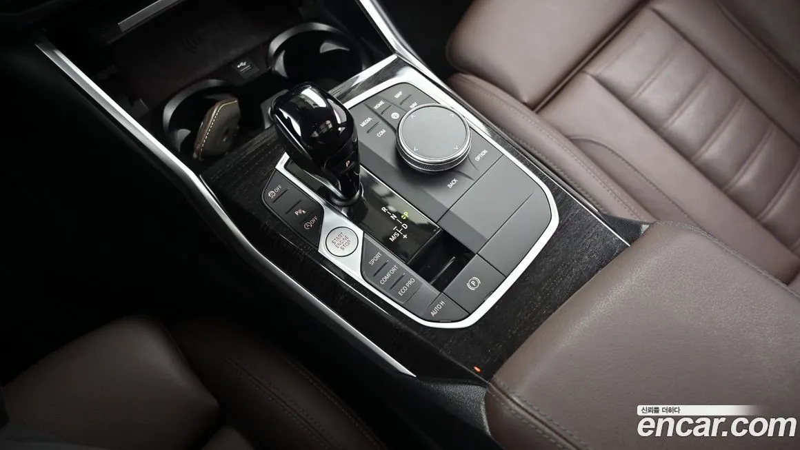 BMW 3-Series 2022 из KR, фото 7