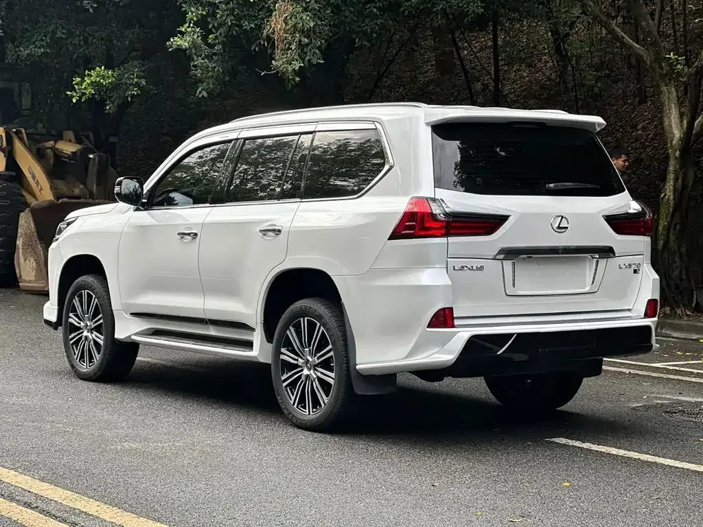 Lexus LX 2022 из CN, фото 9