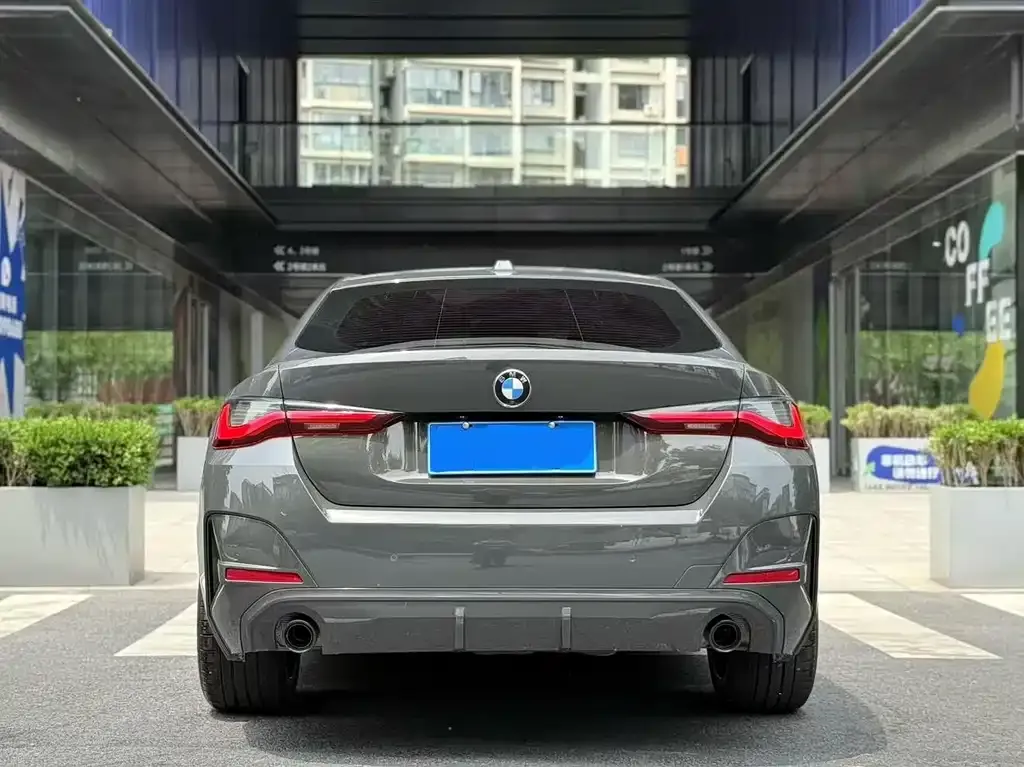 BMW 4 Series 2023 из CN, фото 8