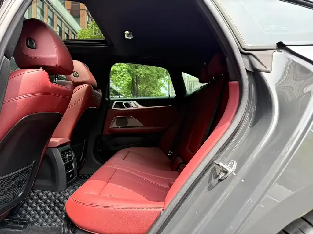BMW 4 Series 2023 из CN, фото 3