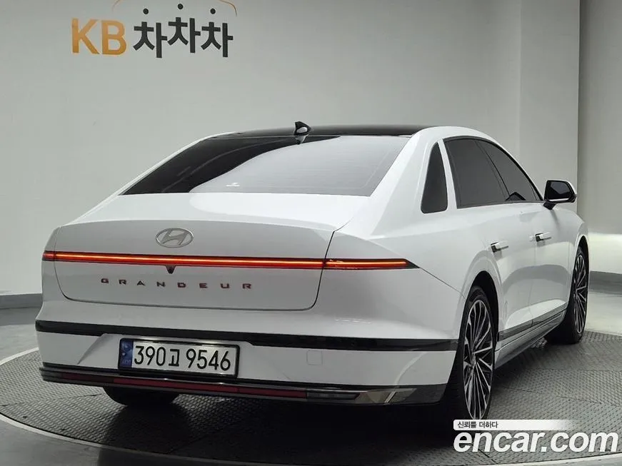 Hyundai Grandeur 2023 из KR, фото 2