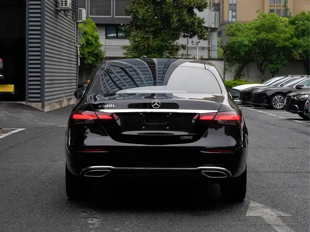 Mercedes-Benz E-Class 2024 из CN, фото 8