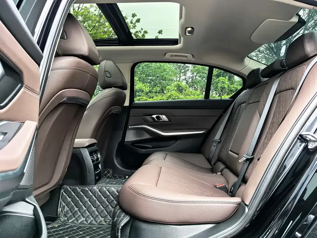 BMW i3 2023 из CN, фото 3