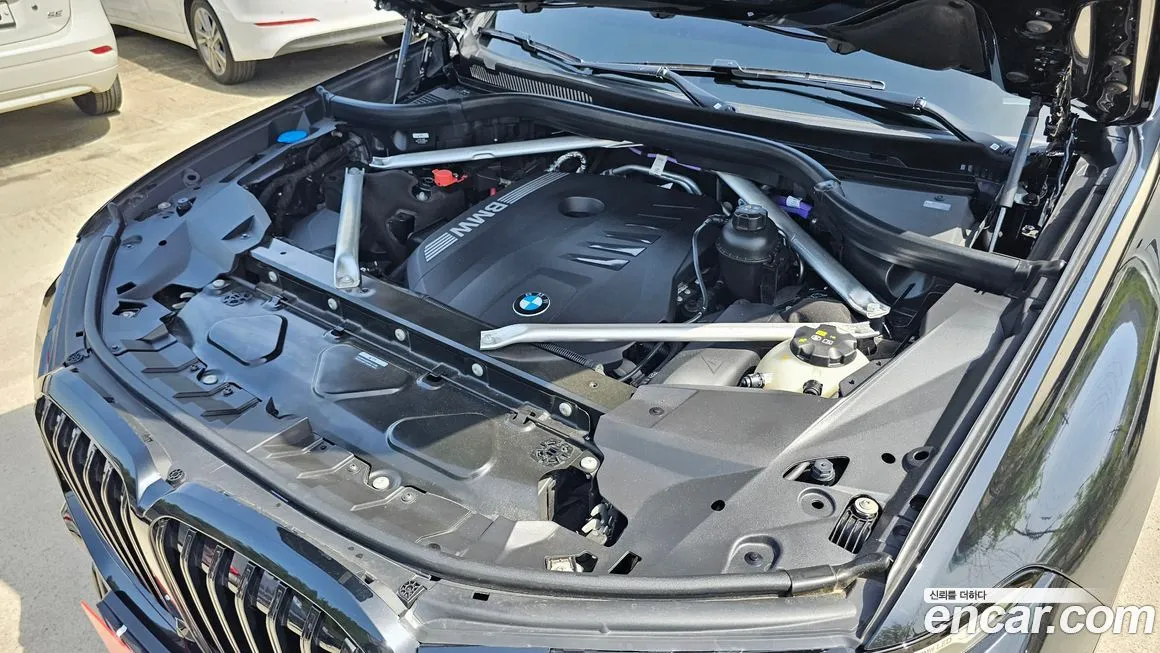 BMW X7 2025 из KR, фото 2