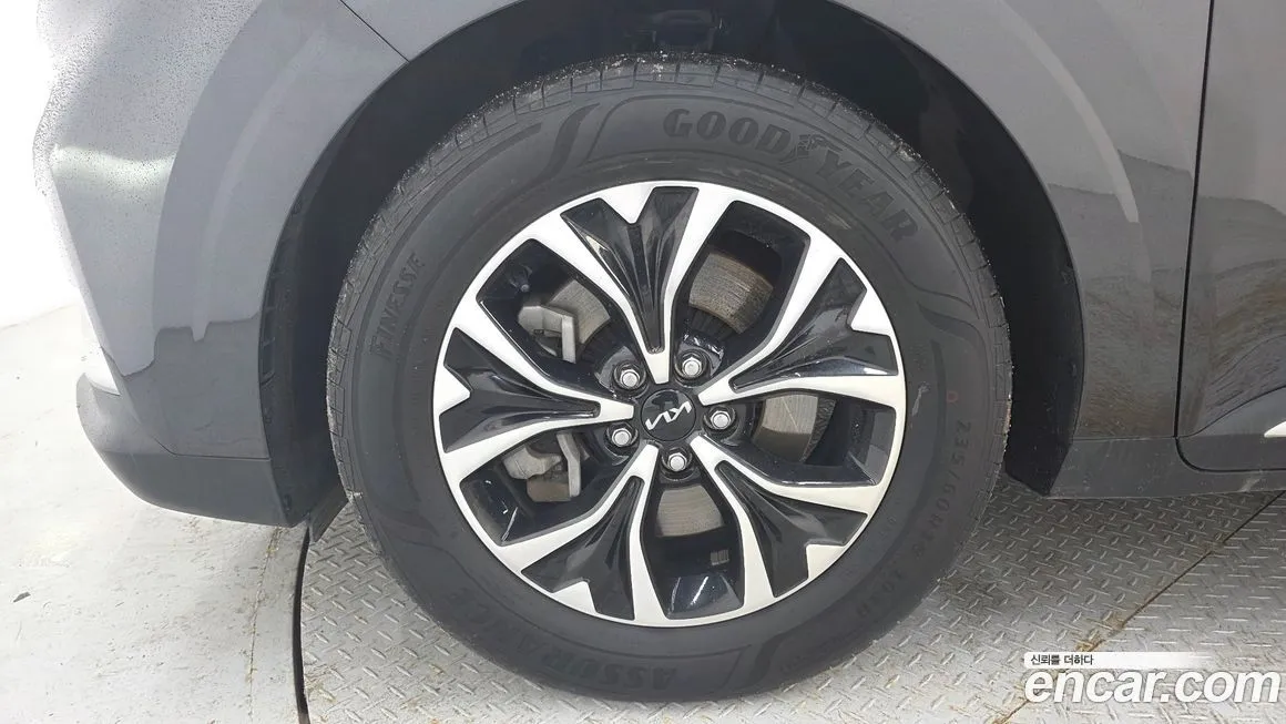Kia Carnival 2023 из KR, фото 7