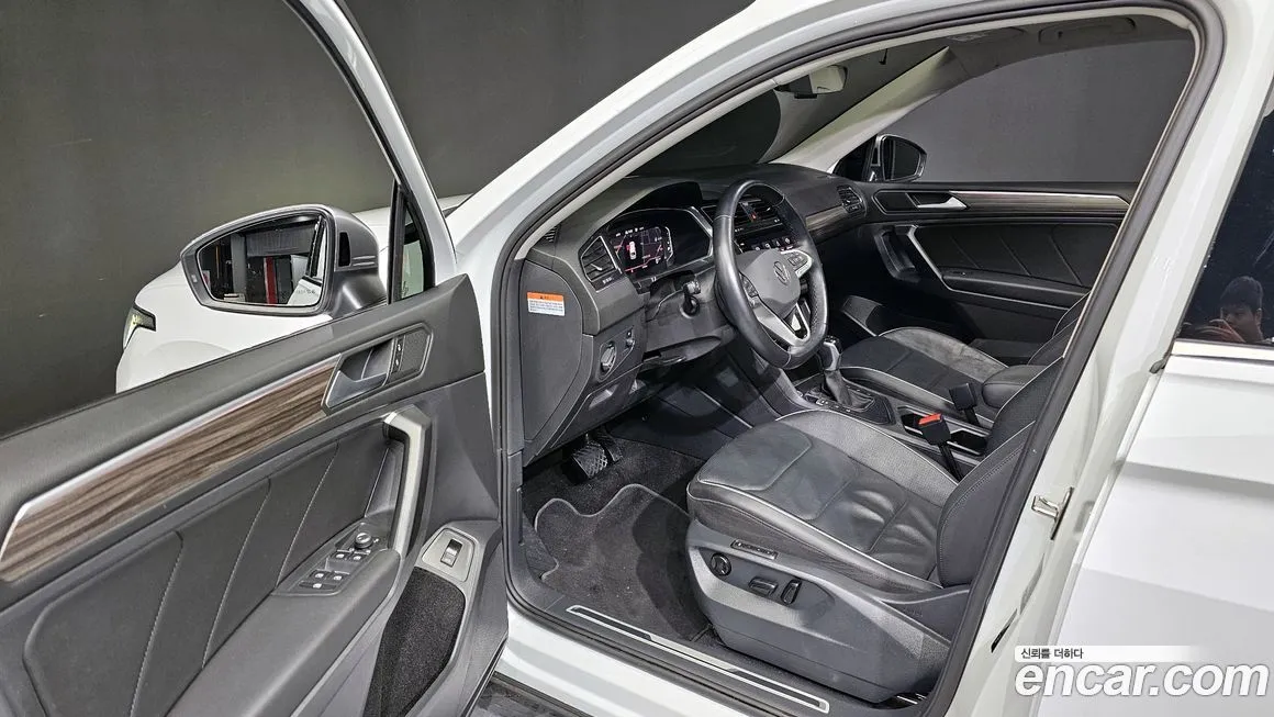 Volkswagen Tiguan 2023 из KR, фото 8