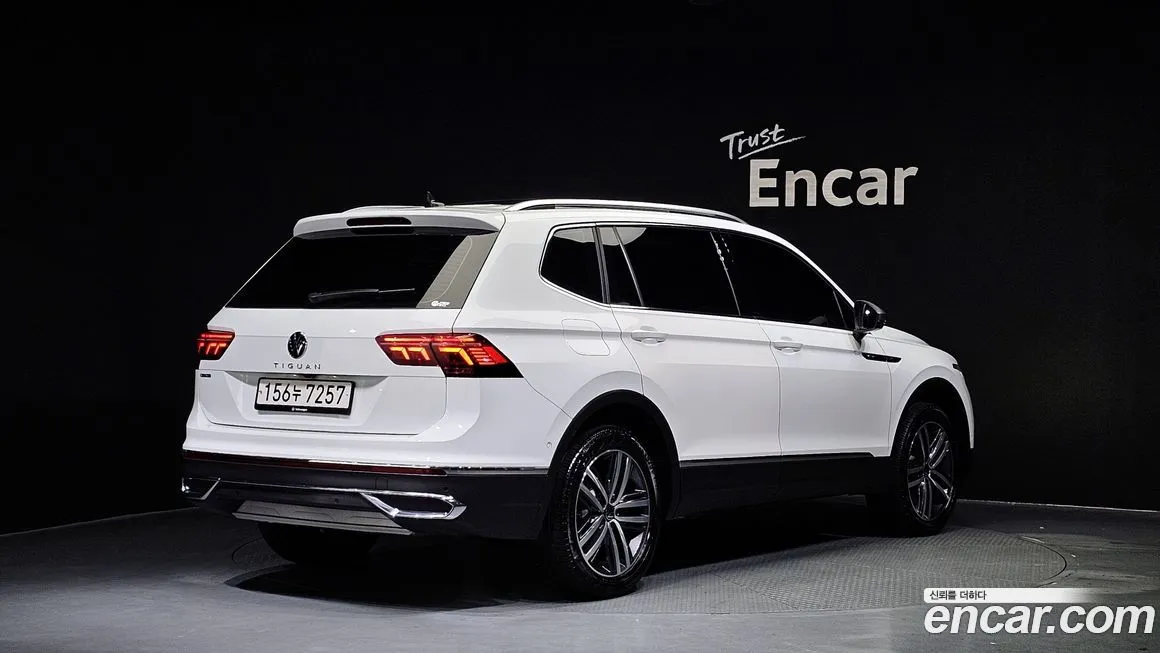 Volkswagen Tiguan 2023 из KR, фото 5