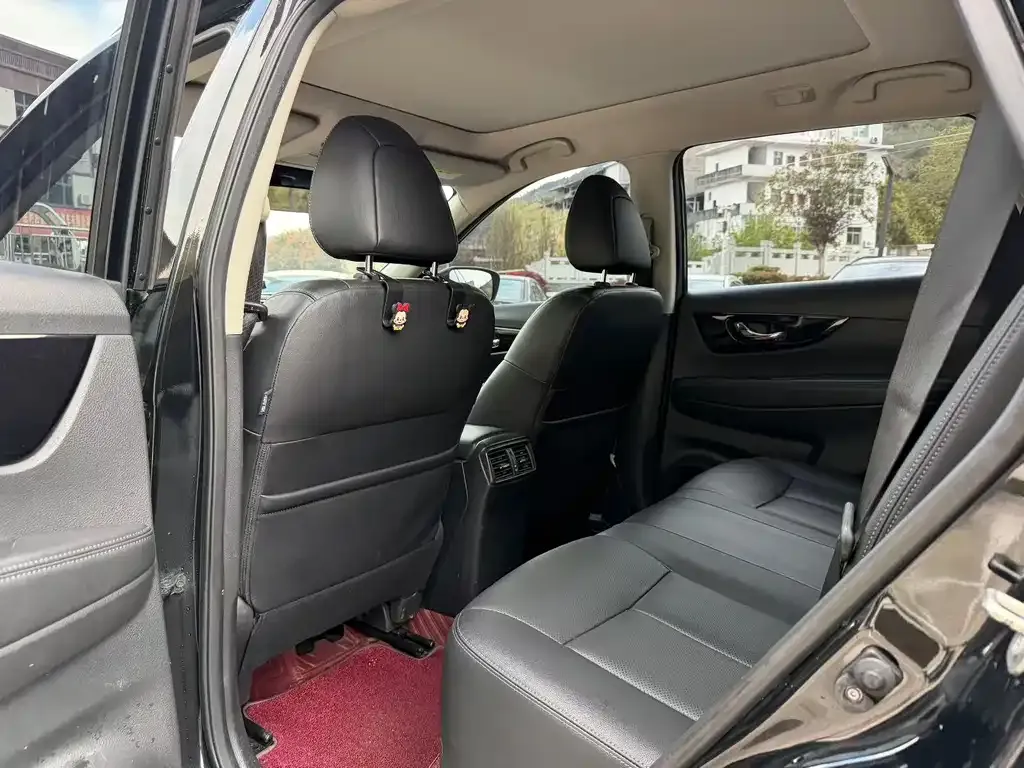 Nissan X-Trail 2021 из CN, фото 2