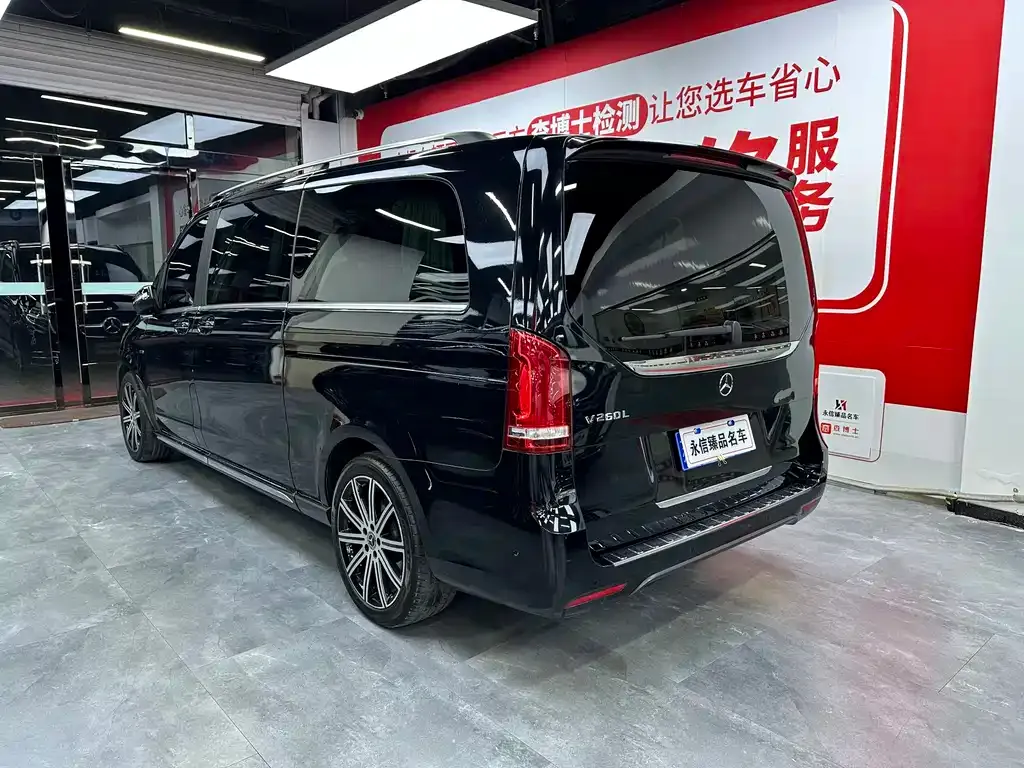 Mercedes-Benz V-Class 2022 из CN, фото 9