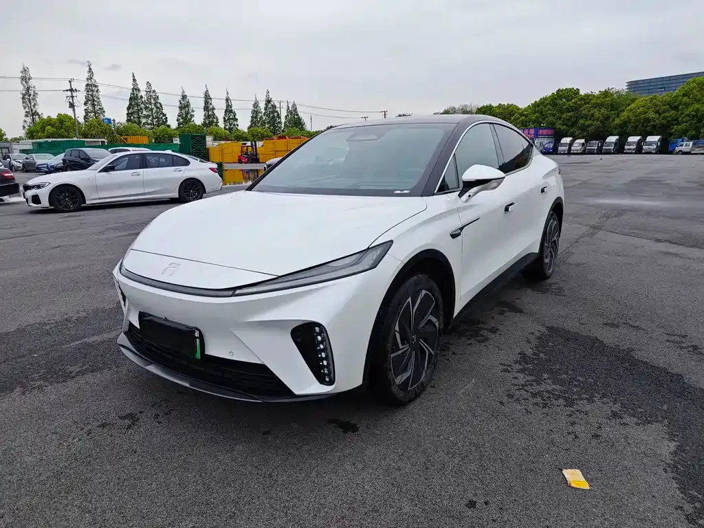 Roewe Feifan R7 2023 из CN, фото 1