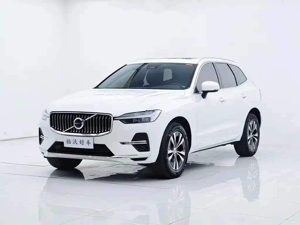 Volvo XC60 — фото 1