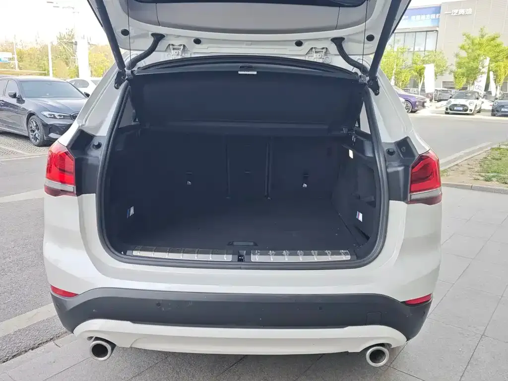 BMW X1 2022 из CN, фото 10
