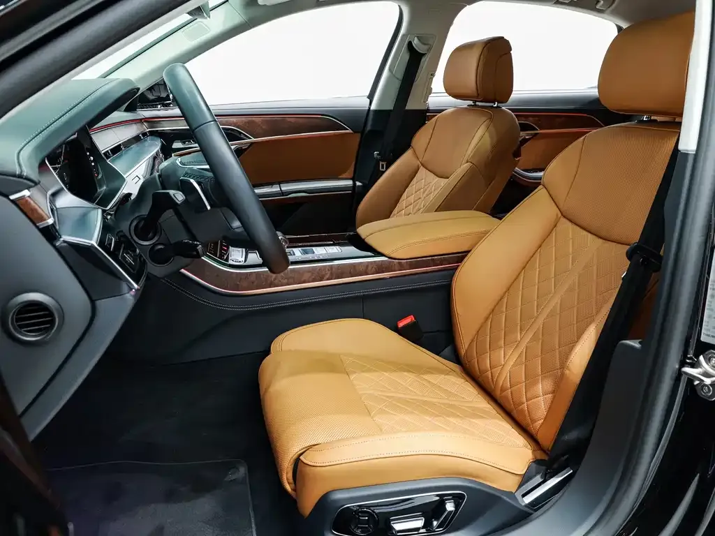 Audi A8 2024 из CN, фото 7