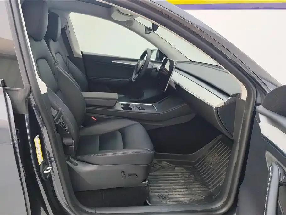 Tesla Model Y 2024 из CN, фото 10