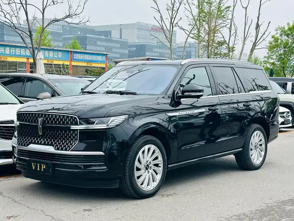 Lincoln Navigator 2025 из CN, фото 1