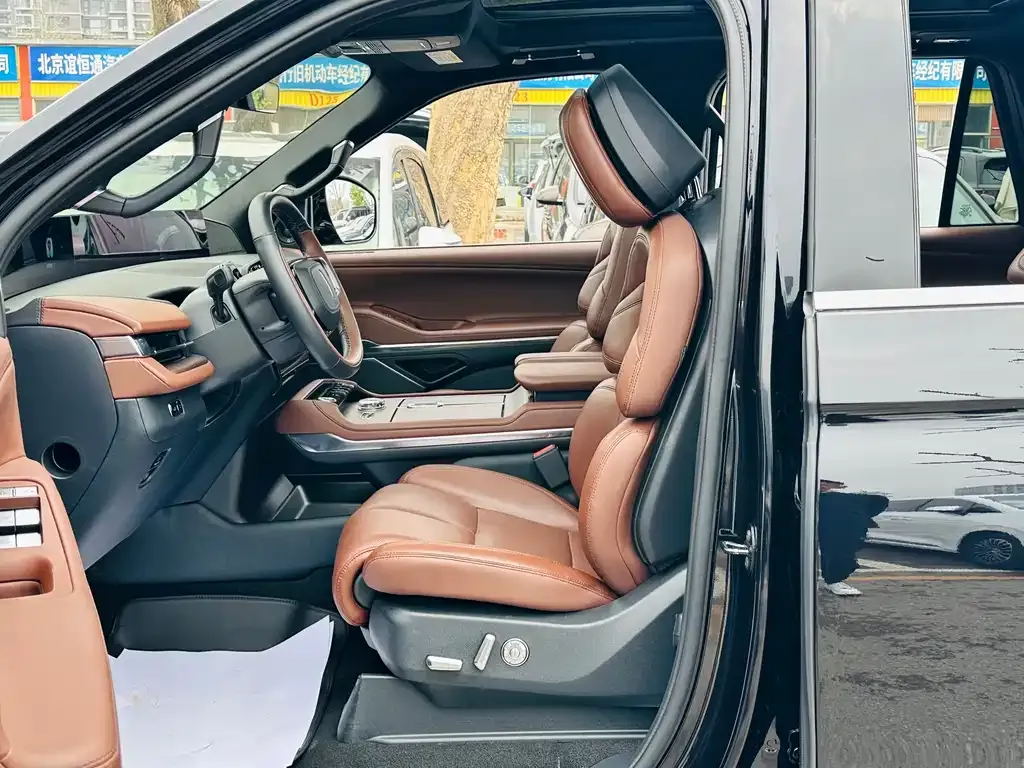 Lincoln Navigator 2025 из CN, фото 7