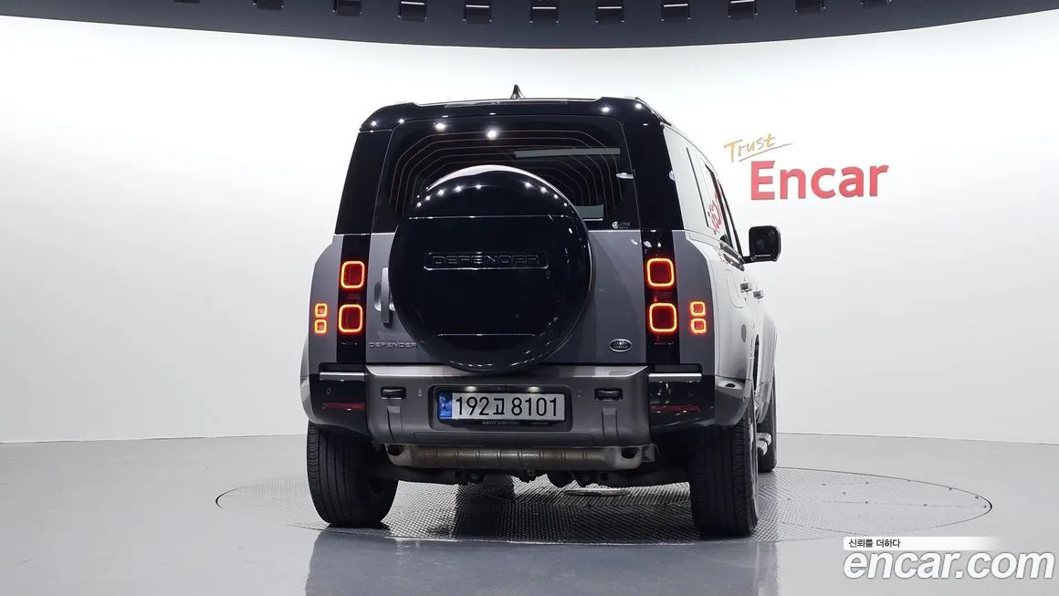 Land Rover Defender 2023 из KR, фото 10